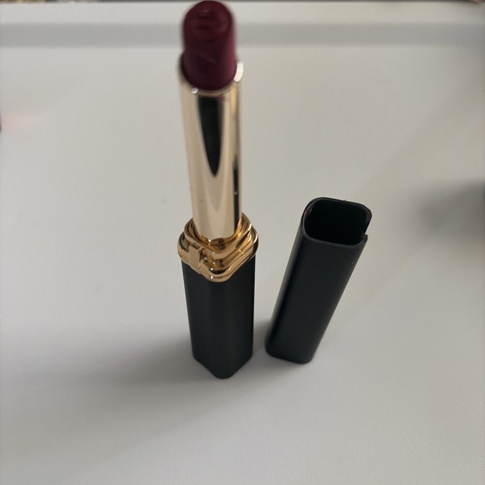 L'OREAL COLOUR RICHE LIPSTICK 183 Le carmin NEW O.06 Makeup